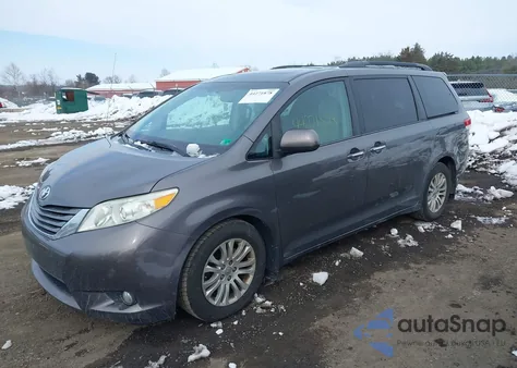 2013 Toyota Sienna Xle V6 8 Passenger из США, поврежденный, VIN 5TDYK3DC8DS372997
